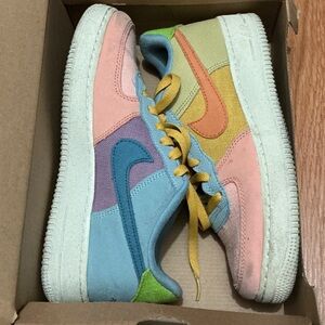 Nike Multicolor Women's Sneakers